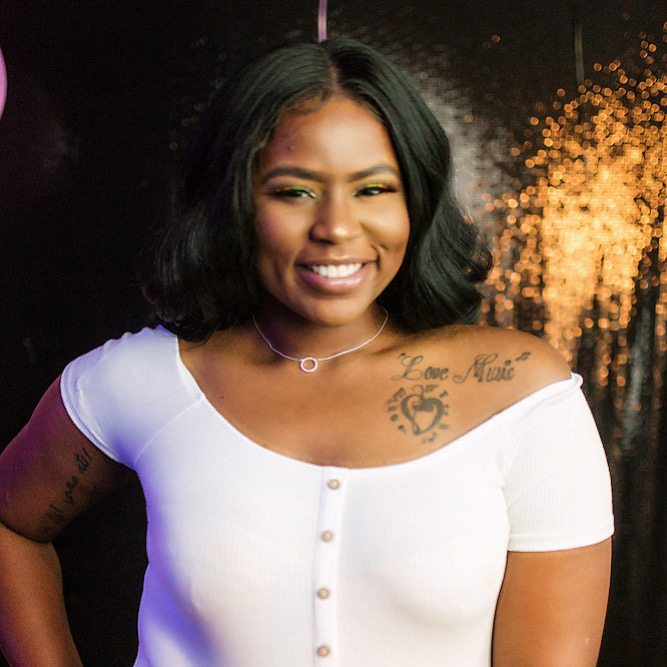 Tyeshia Price  Photo