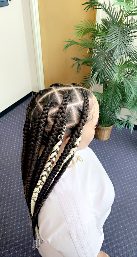 Braids & Thingz  Image