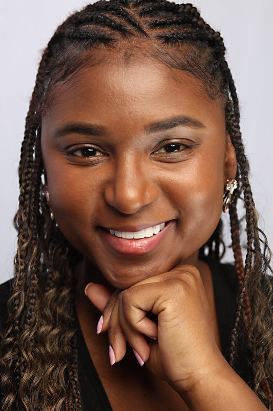 Markela Taylor Photo