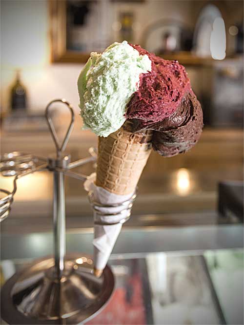 Cafe Cremerie Image